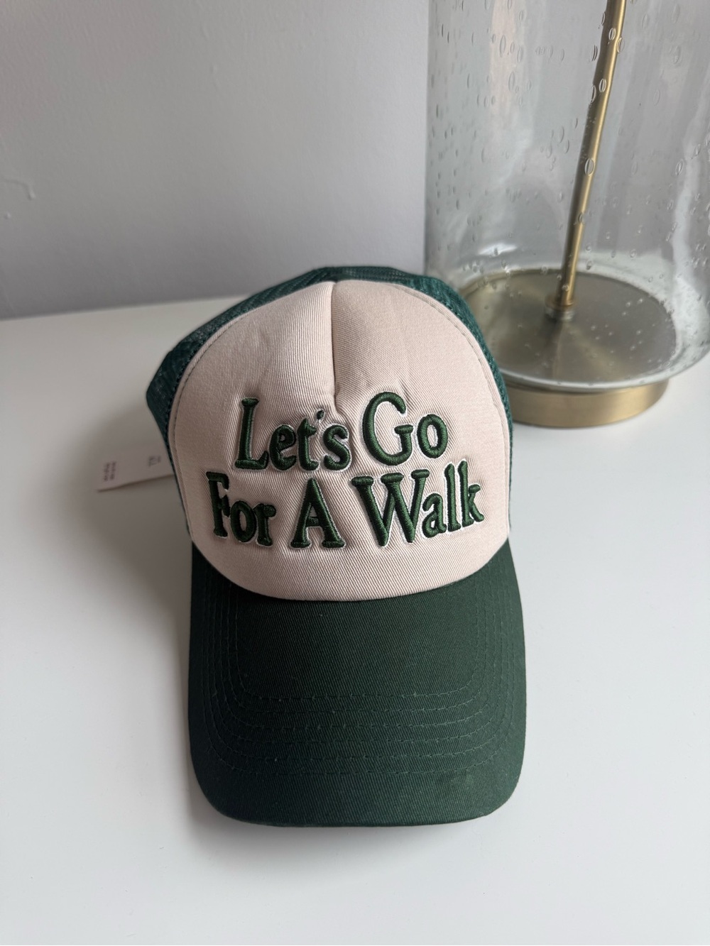 Anthropologie Two-Tone Mesh Trucker Cap in Dark Green & Cream - Picture 4 of 5